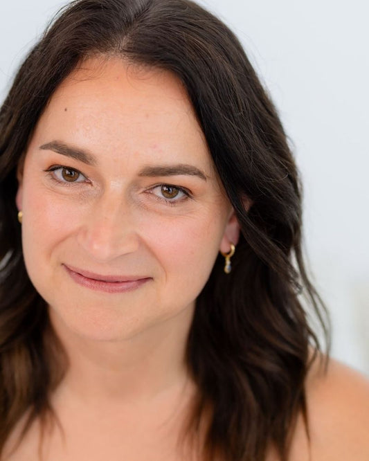 18k GOLD VENUS EARRING (SINGLE) - LOVEY BY LOVEY