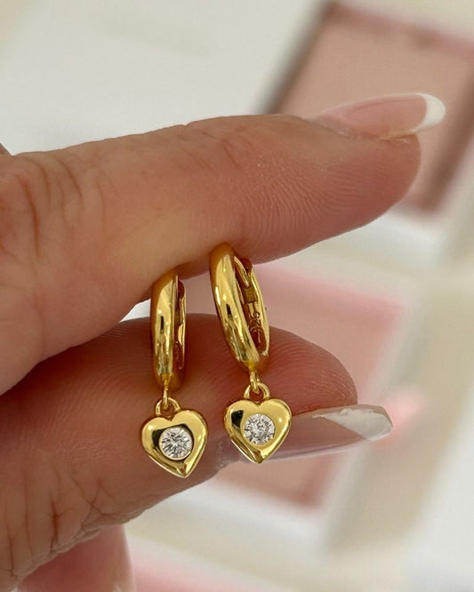 18k GOLD LOVEY HUGGIE (SINGLE) - LOVEY BY LOVEY