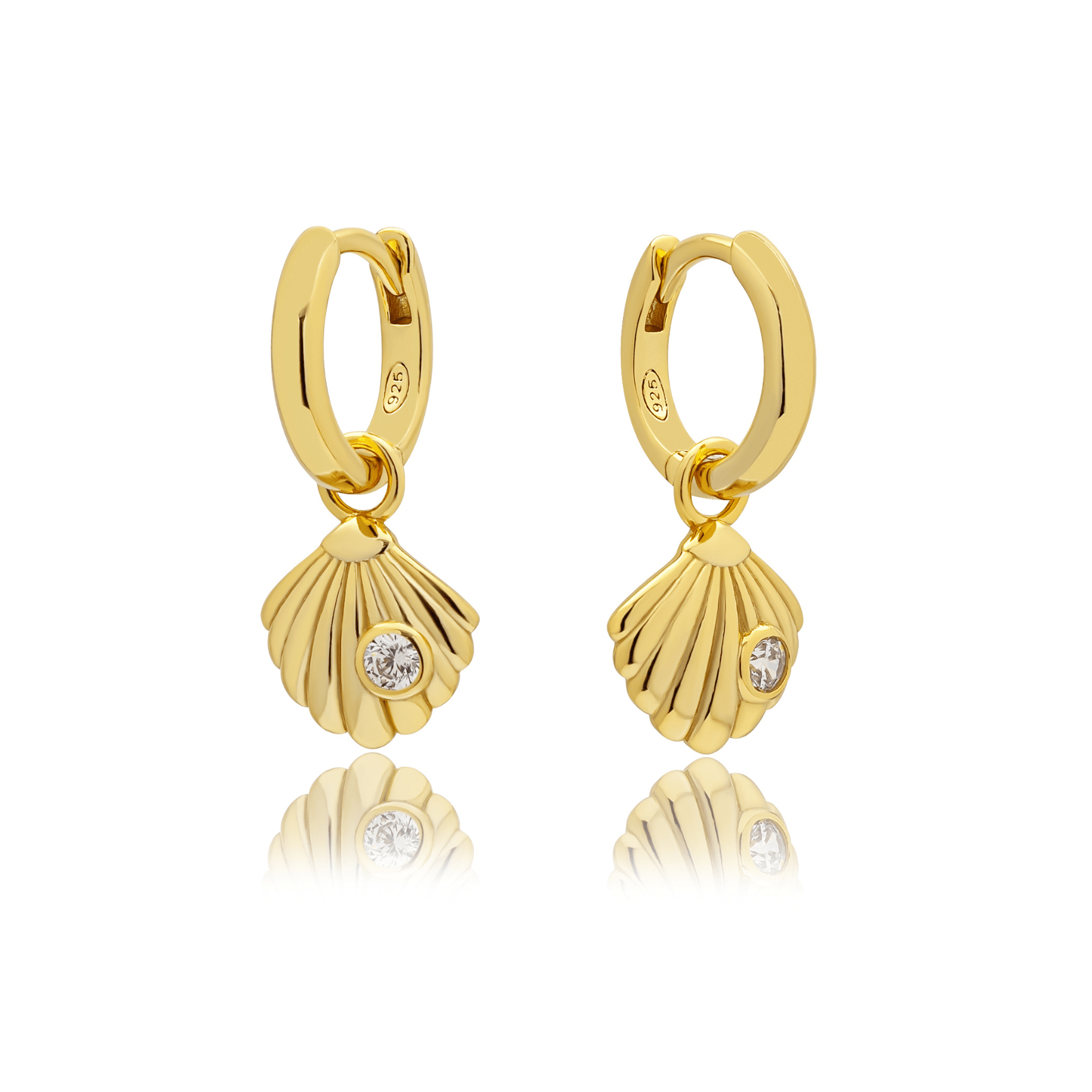 18k GOLD SOLEIL SHELL CHARM - LOVEY BY LOVEY