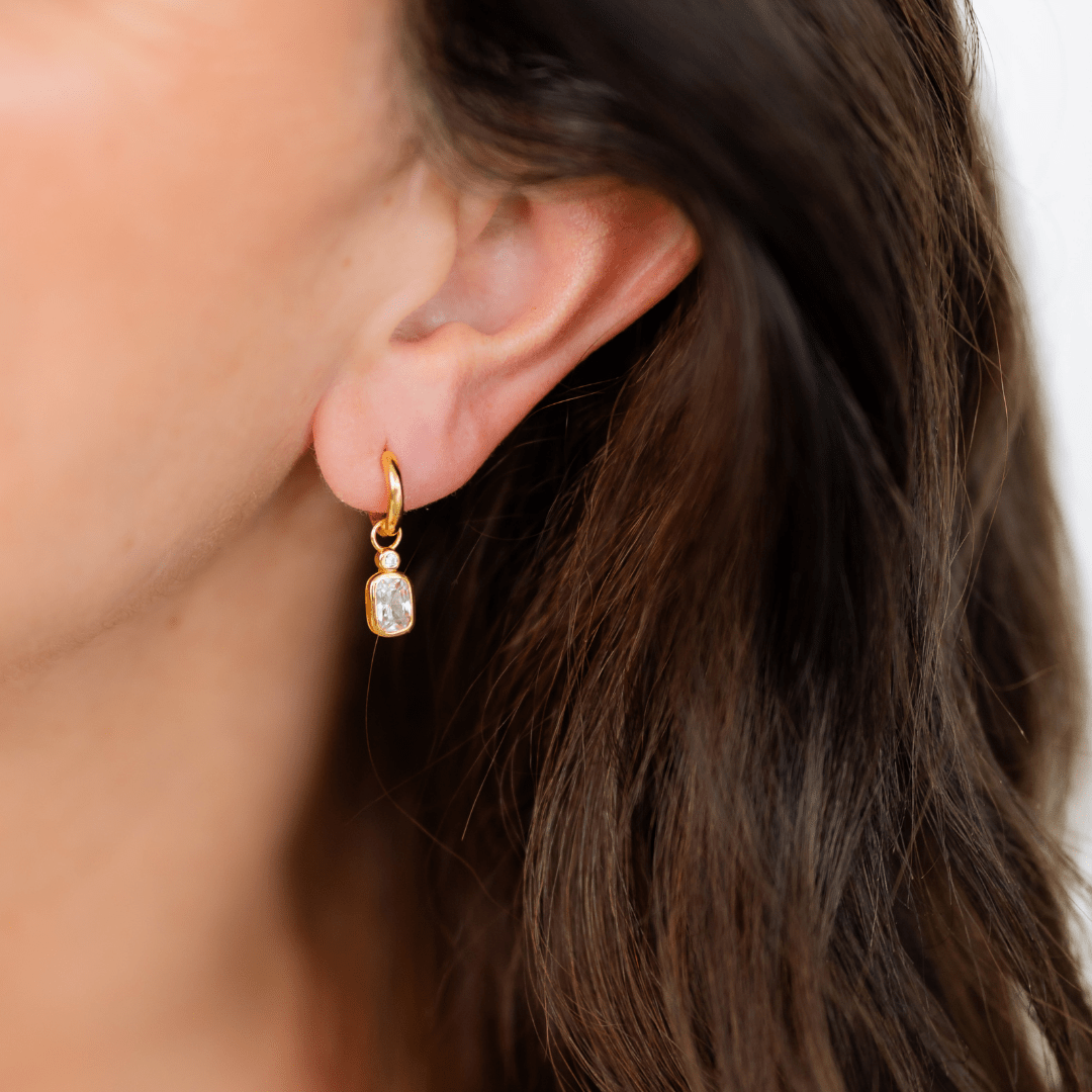 18K GOLD PENDANT (ROBYN) CHARM - LOVEY BY LOVEY