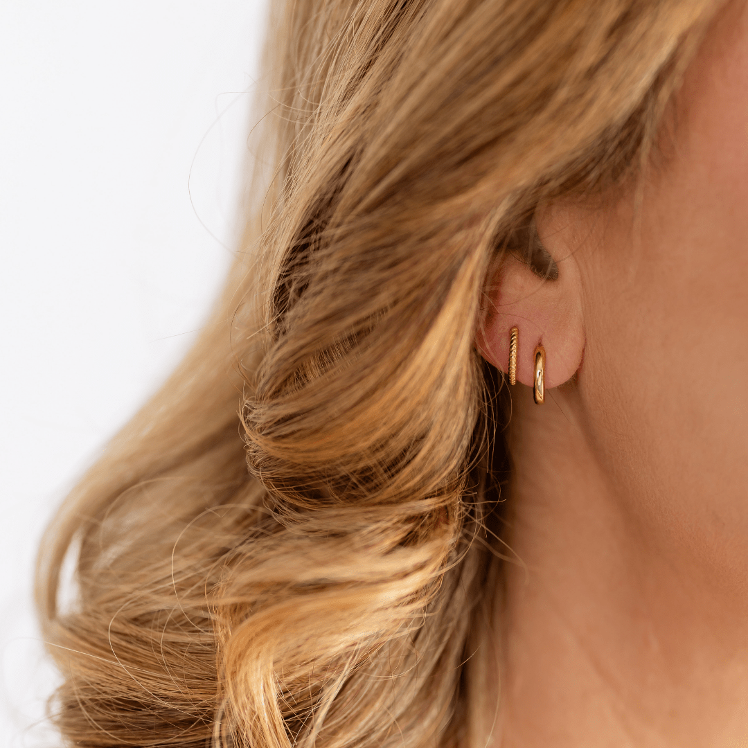 18k GOLD HALO HUGGIES - LOVEY BY LOVEY