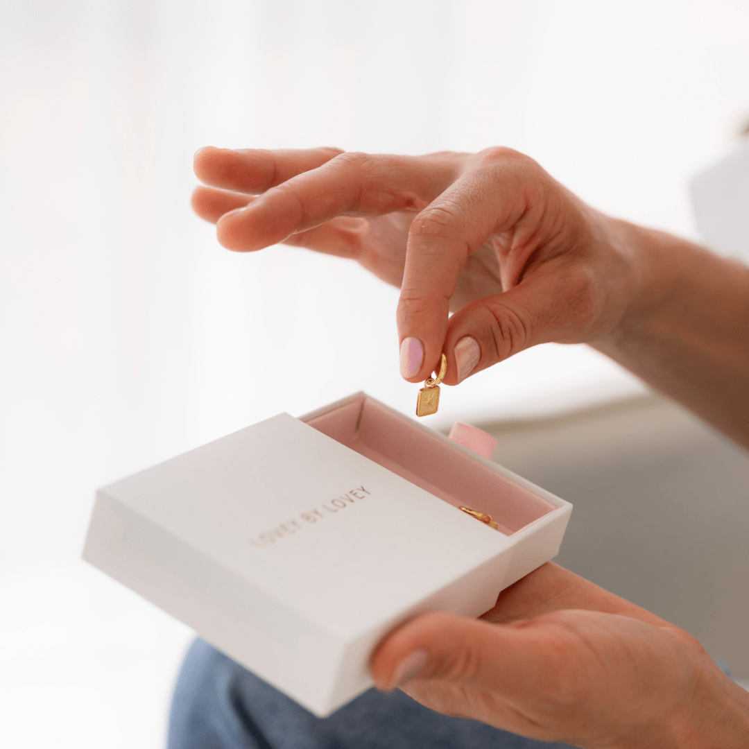 18k GOLD TEARDROP HUGGIE SET - LOVEY BY LOVEY